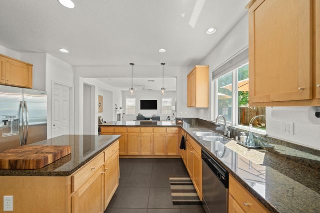 3841 Rock Creek Rd, West Sacramento, CA 95691