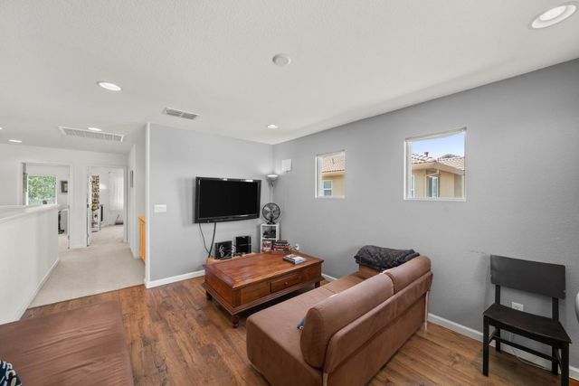 3841 Rock Creek Rd, West Sacramento, CA 95691
