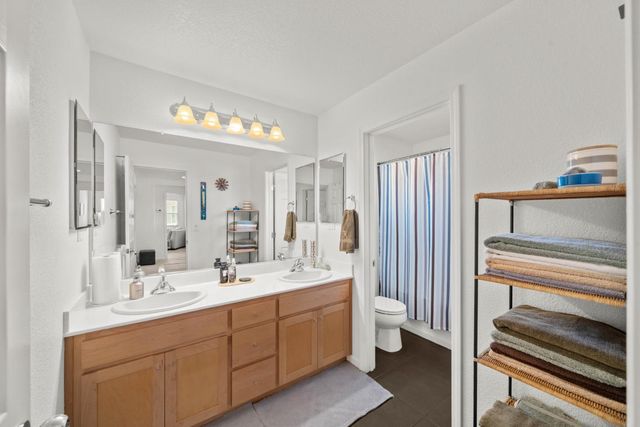 3841 Rock Creek Rd, West Sacramento, CA 95691