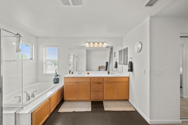 3841 Rock Creek Rd, West Sacramento, CA 95691
