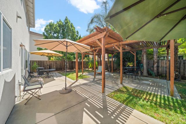 3841 Rock Creek Rd, West Sacramento, CA 95691