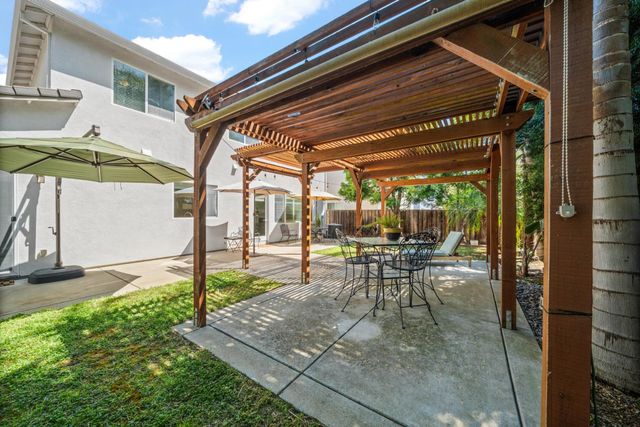 3841 Rock Creek Rd, West Sacramento, CA 95691
