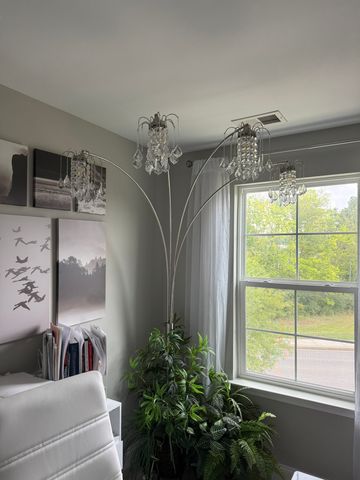 1727 Old Drakes Creek Rd, Hendersonville, TN 37075