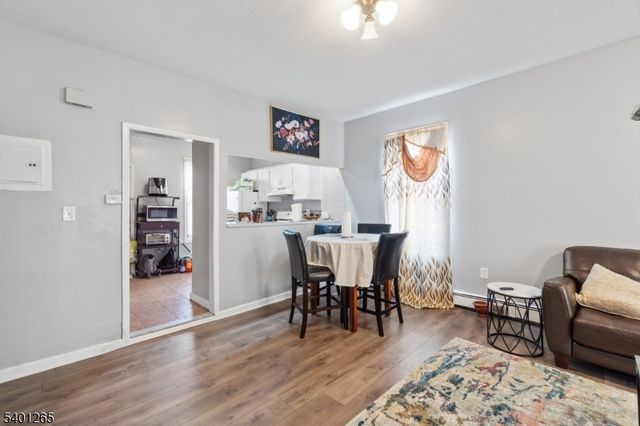 295 S 7Th St, Newark City, NJ 07103