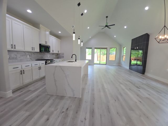 1609 Sharon Street, Arlington, TX 76010