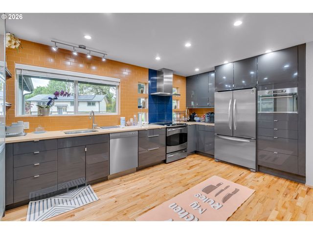 1440 Nw JENNE Ave, Portland, OR 97229