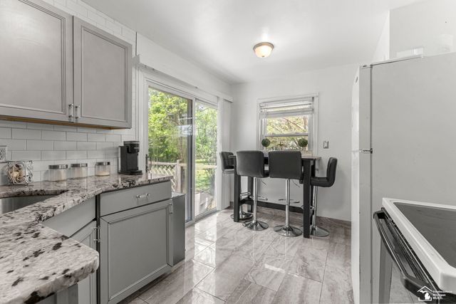15507 Woodbine Street, Redford, MI 48219