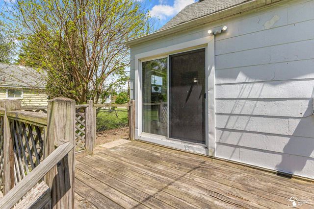 15507 Woodbine Street, Redford, MI 48219