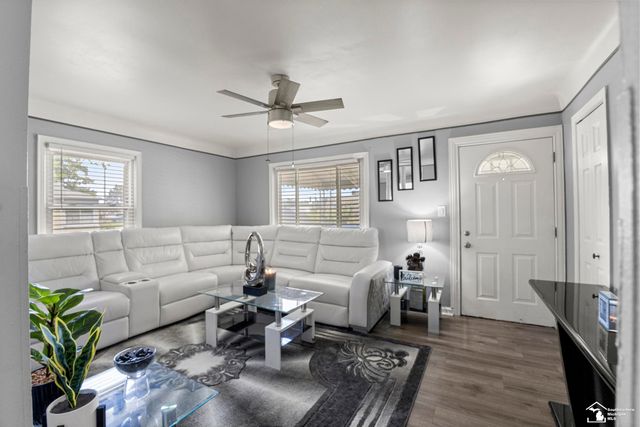 15507 Woodbine Street, Redford, MI 48219