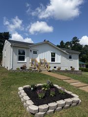 683 Shelton Ct, Clarksville, TN 37040