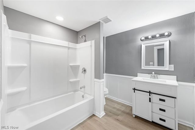 1516 Newton Street, Akron, OH 44305