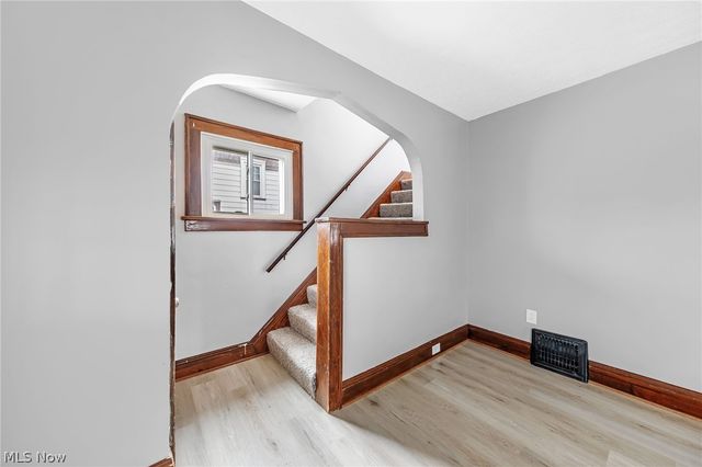 1516 Newton Street, Akron, OH 44305