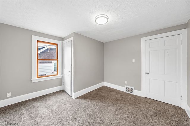 1516 Newton Street, Akron, OH 44305