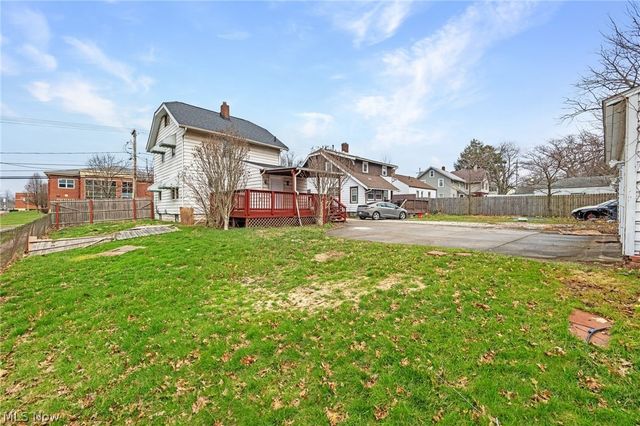 1516 Newton Street, Akron, OH 44305