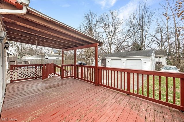 1516 Newton Street, Akron, OH 44305