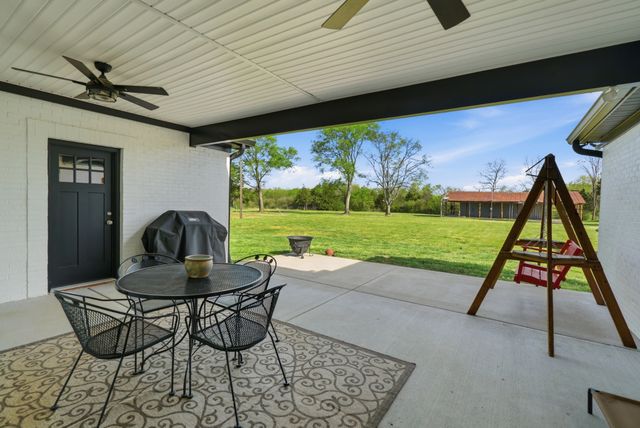 600 Squire Hall Rd, Shelbyville, TN 37160