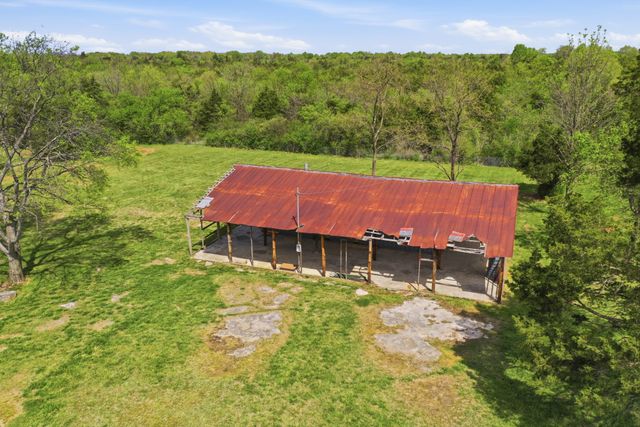 600 Squire Hall Rd, Shelbyville, TN 37160