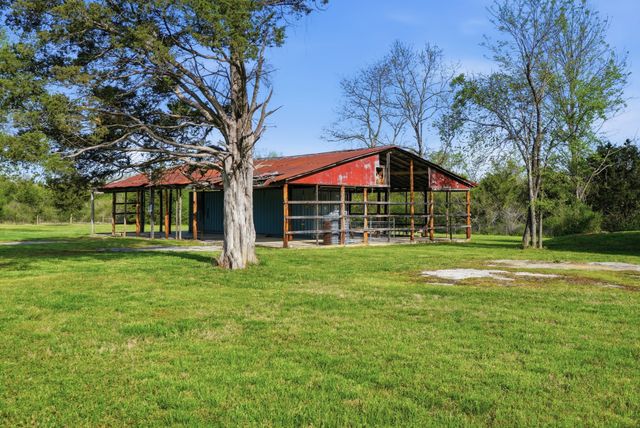 600 Squire Hall Rd, Shelbyville, TN 37160