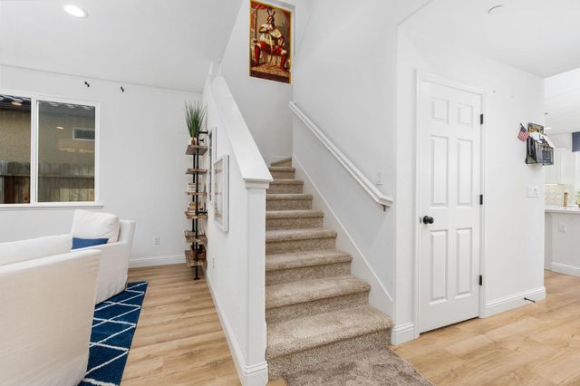 6701 E Providence Avenue, Fresno, CA 93727