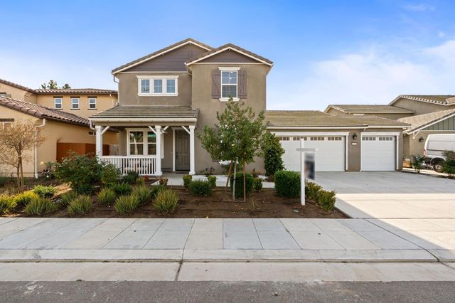 6701 E Providence Avenue, Fresno, CA 93727