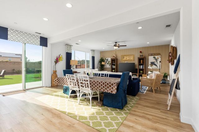 6701 E Providence Avenue, Fresno, CA 93727