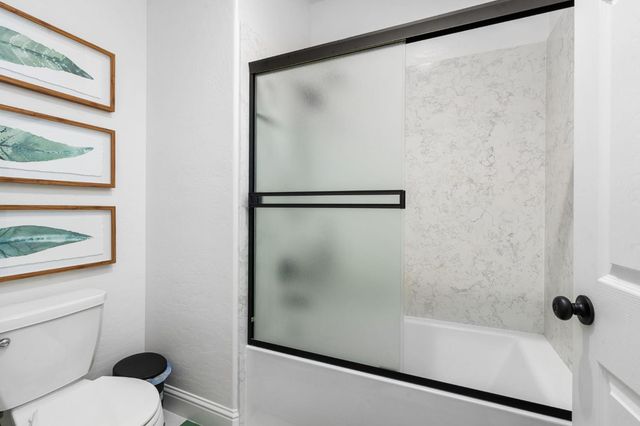 6701 E Providence Avenue, Fresno, CA 93727