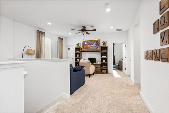 6701 E Providence Avenue, Fresno, CA 93727