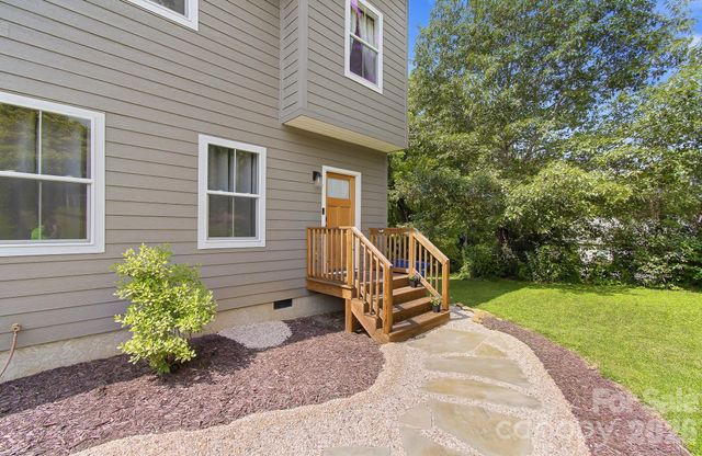 777 High Street, Canton, NC 28716