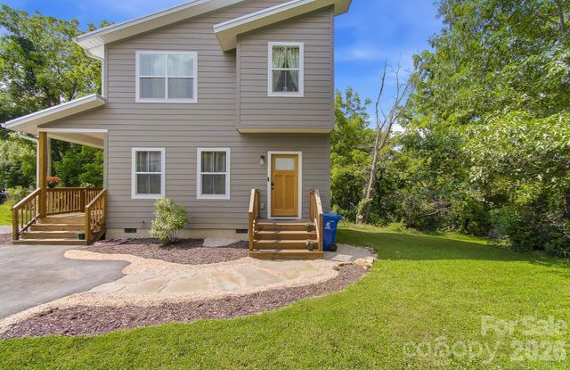 777 High Street, Canton, NC 28716