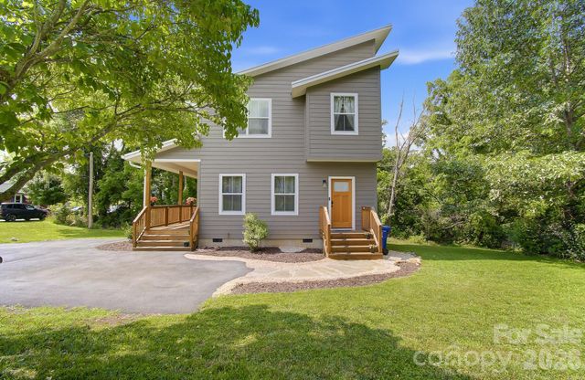 777 High Street, Canton, NC 28716