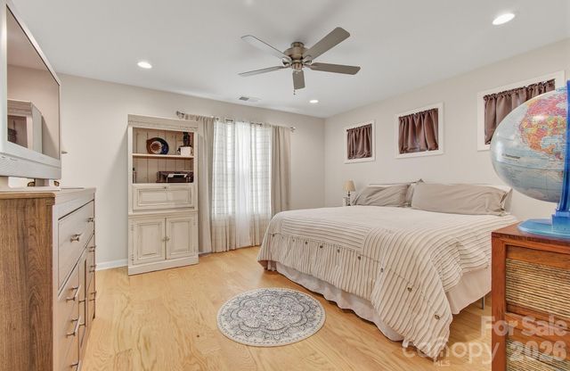 777 High Street, Canton, NC 28716