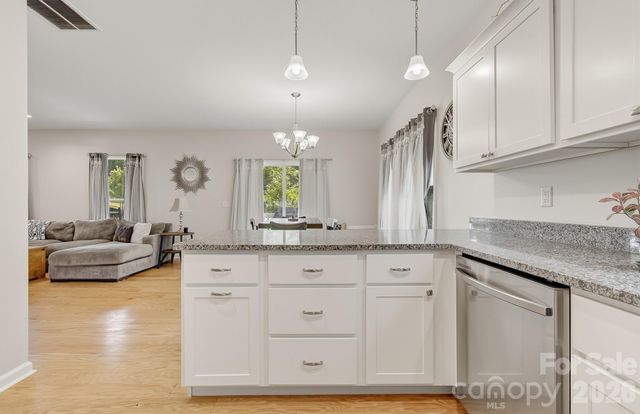 777 High Street, Canton, NC 28716