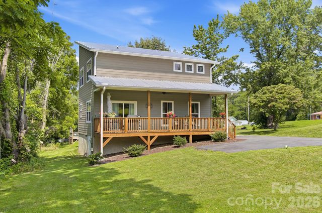777 High Street, Canton, NC 28716