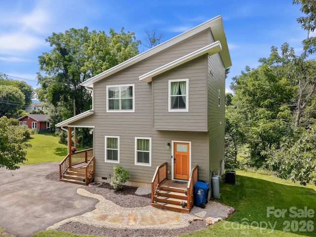777 High Street, Canton, NC 28716