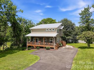 777 High Street, Canton, NC 28716