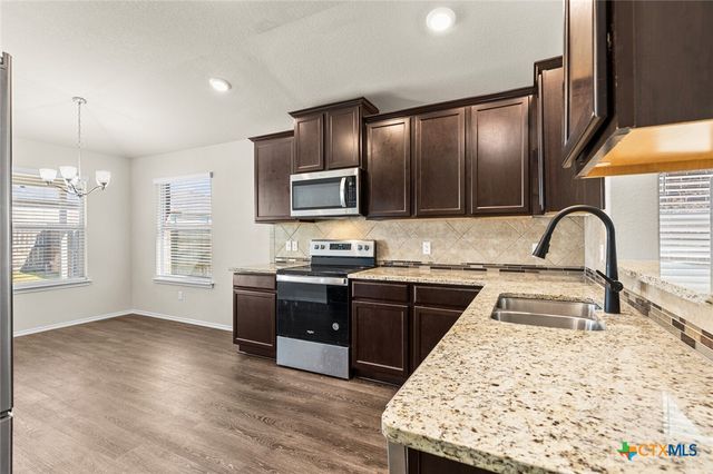 256 Bainbridge Drive, Temple, TX 76502