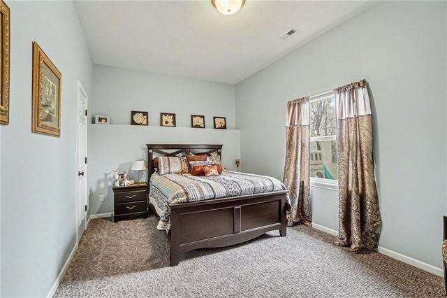 9617 N Adrian Avenue, Kansas City, MO 64154