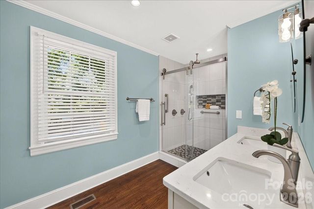 720 E Park Avenue, Charlotte, NC 28203
