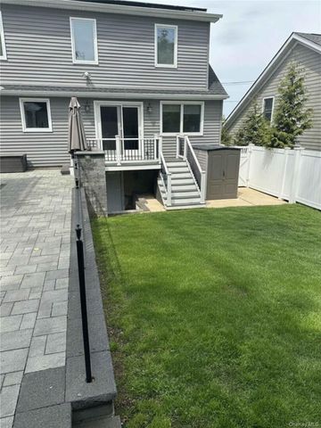 17 Prospect Street, Glen Head, NY 11545