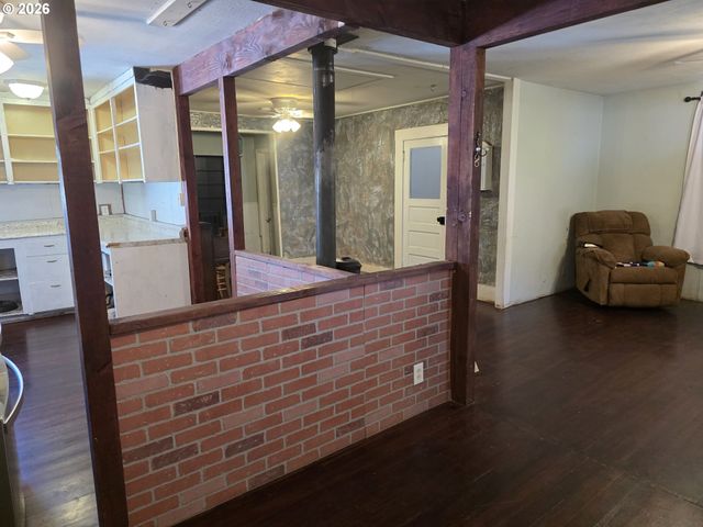 4341 HAPPY VALLEY Rd, Roseburg, OR 97471