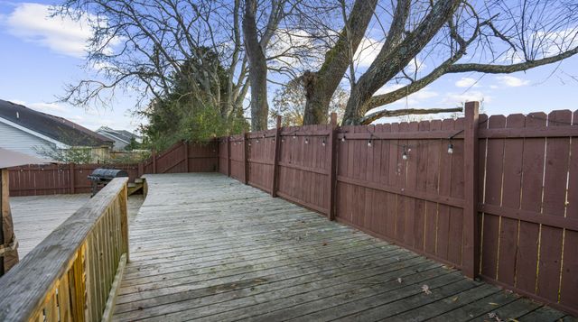 145 Meigs Dr, Murfreesboro, TN 37128