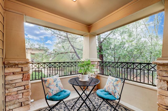 10 Stone Creek Place, The Woodlands, TX 77382
