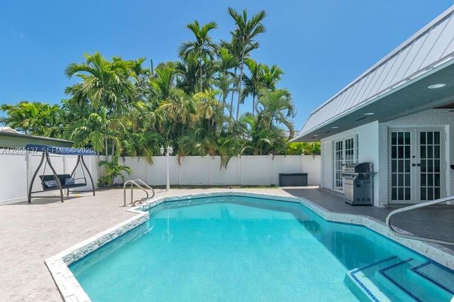 3321 N 37th St, Hollywood, FL 33021