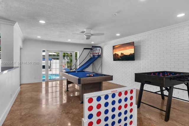 3321 N 37th St, Hollywood, FL 33021