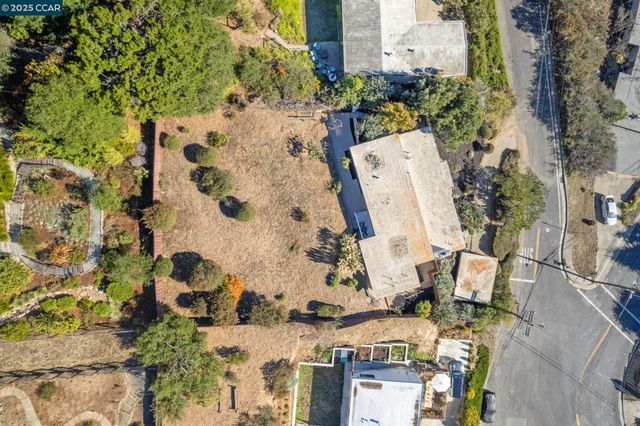 1140 King Dr, El Cerrito, CA 94530