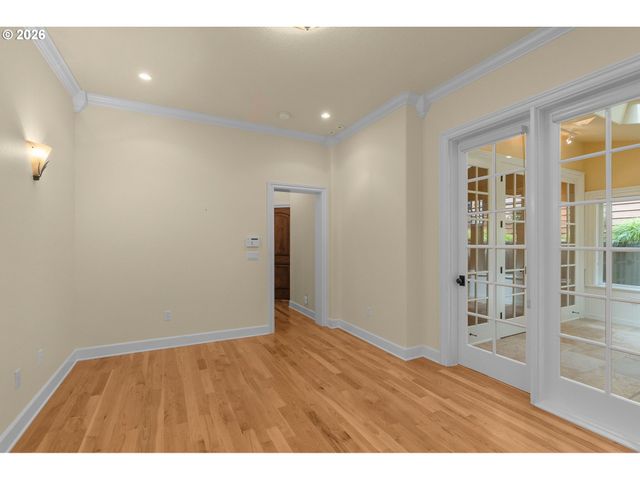 15468 BOONES Way, Lake Oswego, OR 97035
