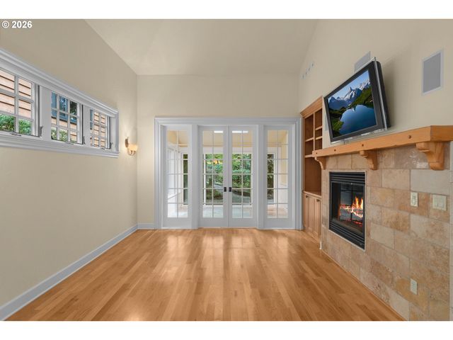 15468 BOONES Way, Lake Oswego, OR 97035