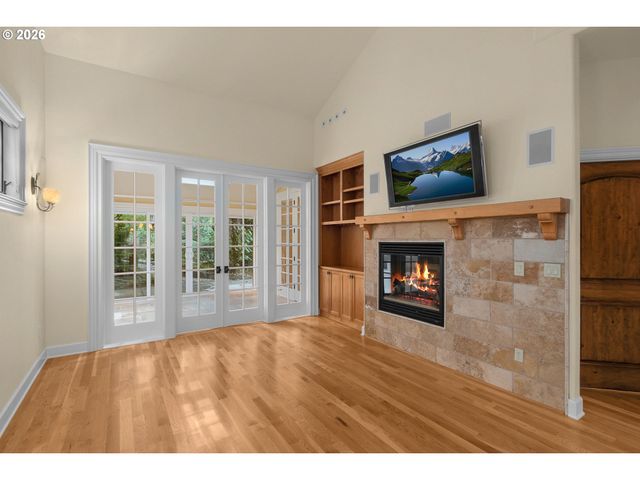 15468 BOONES Way, Lake Oswego, OR 97035