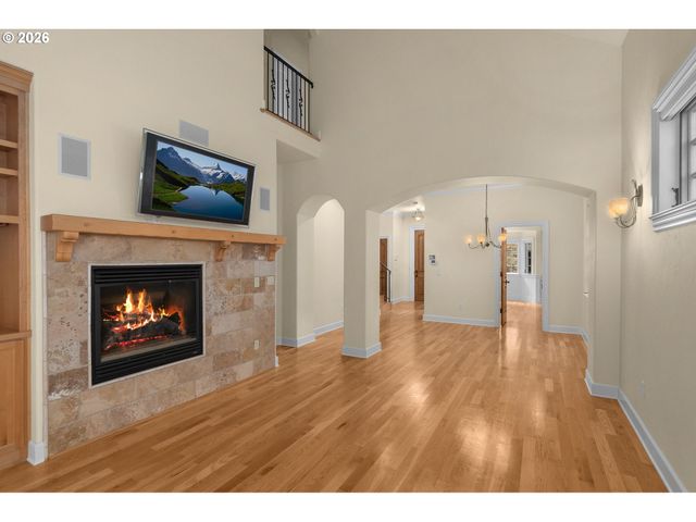 15468 BOONES Way, Lake Oswego, OR 97035