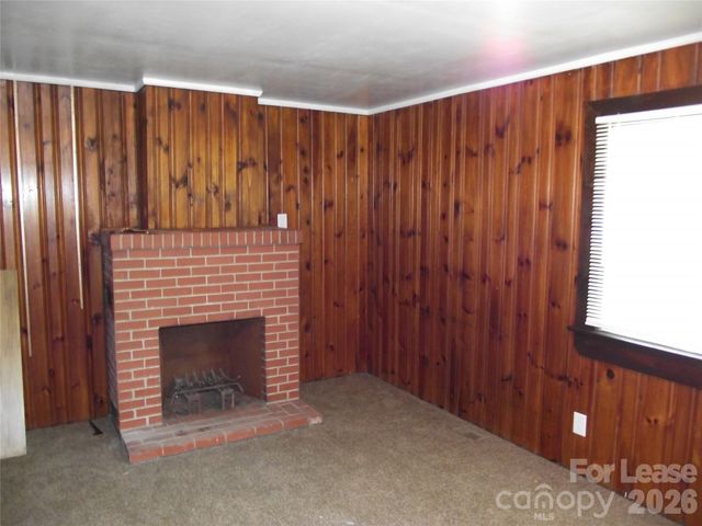 2310 Dundeen Street, Charlotte, NC 28216